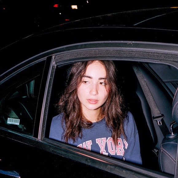 Meet your Posher, Kimberly - Picture 9 of 10